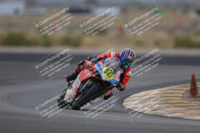 media/Dec-03-2022-CVMA (Sat) [[a3451eb8a4]]/Race 10 Amateur Supersport Open/